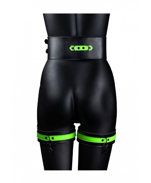 Набор для бондажа Thigh Cuffs with Belt and Handcuffs - размер S-M