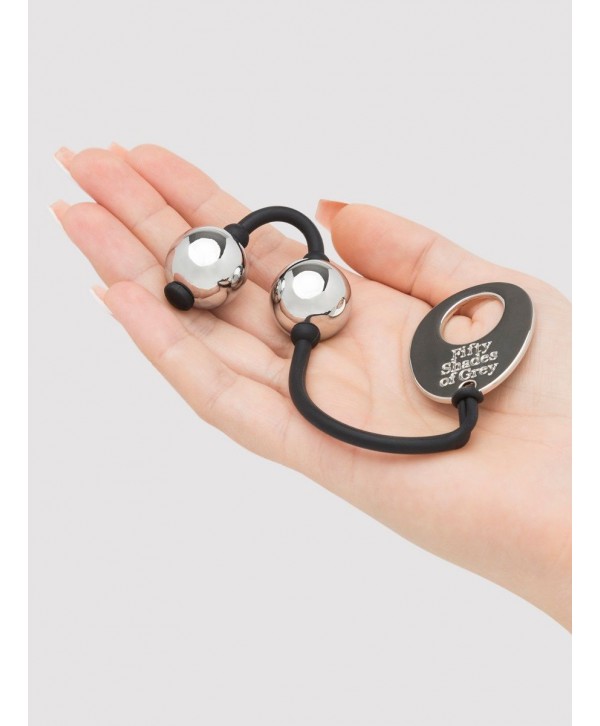 Серебристые шарики Inner Goddess Mini Silver Pleasure Balls 85g на черном силиконовом шнурке
